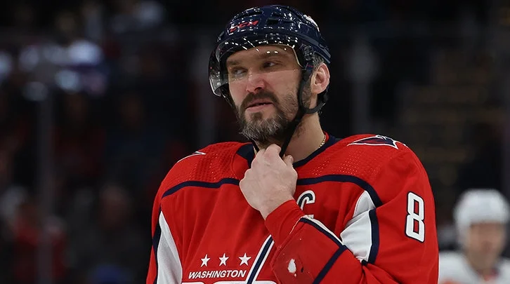 Александр Овечкин поднялся на 86-е место по сыгранным матчам в истории НХЛ Александр Овечкин поднялся на 86-е место по сыгранным матчам в истории НХЛ