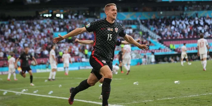 Клубы АПЛ опять разберут всех топовых игроков зимой. Готовятся трансферы на 100+ миллионов евро Клубы АПЛ опять разберут всех топовых игроков зимой. Готовятся трансферы на 100+ миллионов евро