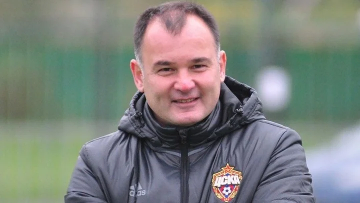 Александр Гришин: «Я не знаю, кто увидел в «Балтике» хороший футбол. У них схема игры простая: длинные передачи, подбор и давление» Александр Гришин: «Я не знаю, кто увидел в «Балтике» хороший футбол. У них схема игры простая: длинные передачи, подбор и давление»