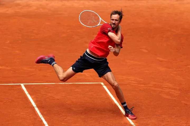 Даниил Медведев о победе над Бубликом: «Тяжелый матч, столько дропшотов – я устал за ними бегать»