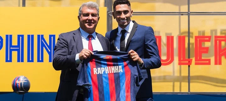 Рафинья пообещал пересечь поле на коленях, если «Барселона» выиграет ЛЧ Рафинья пообещал пересечь поле на коленях, если «Барселона» выиграет ЛЧ