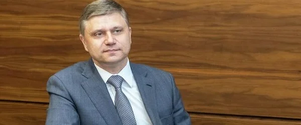 Великобритания ввела санкции против главы «РЖД» Великобритания ввела санкции против главы «РЖД»