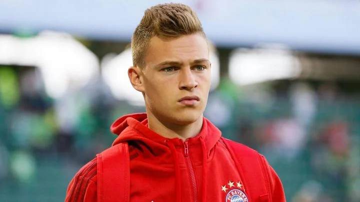 Президент «Баварии»: «Не понимаю, почему «Барселона» открыто «флиртует» с Киммихом» Президент «Баварии»: «Не понимаю, почему «Барселона» открыто «флиртует» с Киммихом»