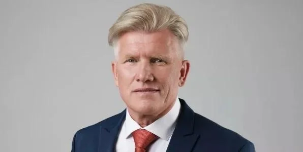 Васильев призвал доверять Ковентри и соглашаться на нейтральный статус на Олимпиаде-2026 Васильев призвал доверять Ковентри и соглашаться на нейтральный статус на Олимпиаде-2026