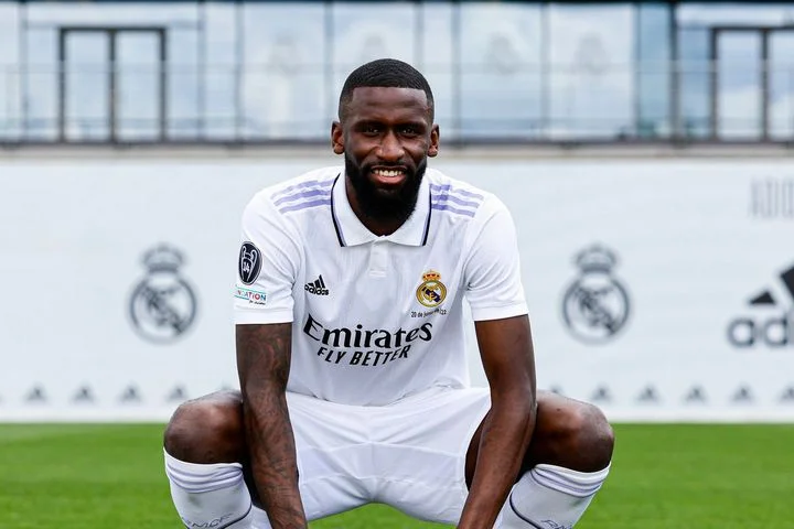 Антонио Рюдигер: «Был интерес со стороны «Барселоны», но я сказал своему агенту, что либо «Мадрид», либо ничего» Антонио Рюдигер: «Был интерес со стороны «Барселоны», но я сказал своему агенту, что либо «Мадрид», либо ничего»