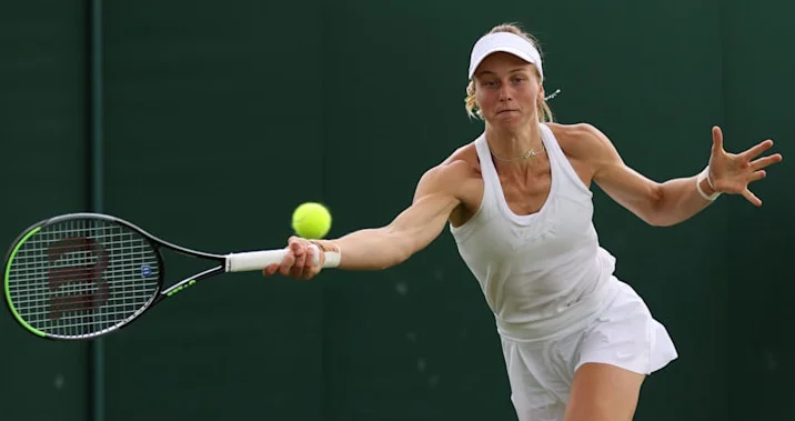 Самсонова впервые с июня уступила в первом круге турнира Самсонова впервые с июня уступила в первом круге турнира