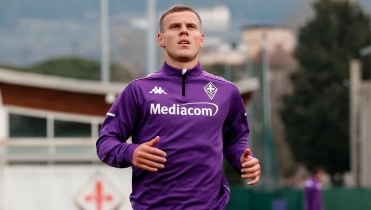 «Фиорентина» снова хочет расторгнуть контракт с Кокориным «Фиорентина» снова хочет расторгнуть контракт с Кокориным