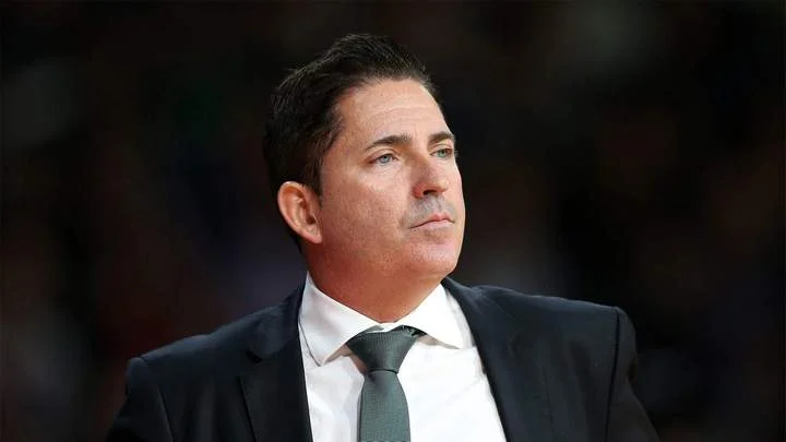 Хавьер Паскуаль не покинет пост главного тренера «Зенита» Хавьер Паскуаль не покинет пост главного тренера «Зенита»