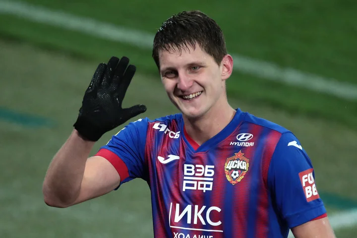 Игорь Дивеев: «Еще ни разу не обыгрывал «Зенит»! Это сидит внутри меня. У них реально отнять титул» Игорь Дивеев: «Еще ни разу не обыгрывал «Зенит»! Это сидит внутри меня. У них реально отнять титул»