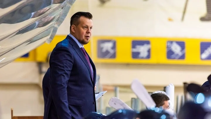 Дмитрий Кокорев о 0:5 с «Трактором»: «Конечно, неприятно, особенно для молодых пацанов. Они выходят заряженными на победу, а здесь такой счет» Дмитрий Кокорев о 0:5 с «Трактором»: «Конечно, неприятно, особенно для молодых пацанов. Они выходят заряженными на победу, а здесь такой счет»