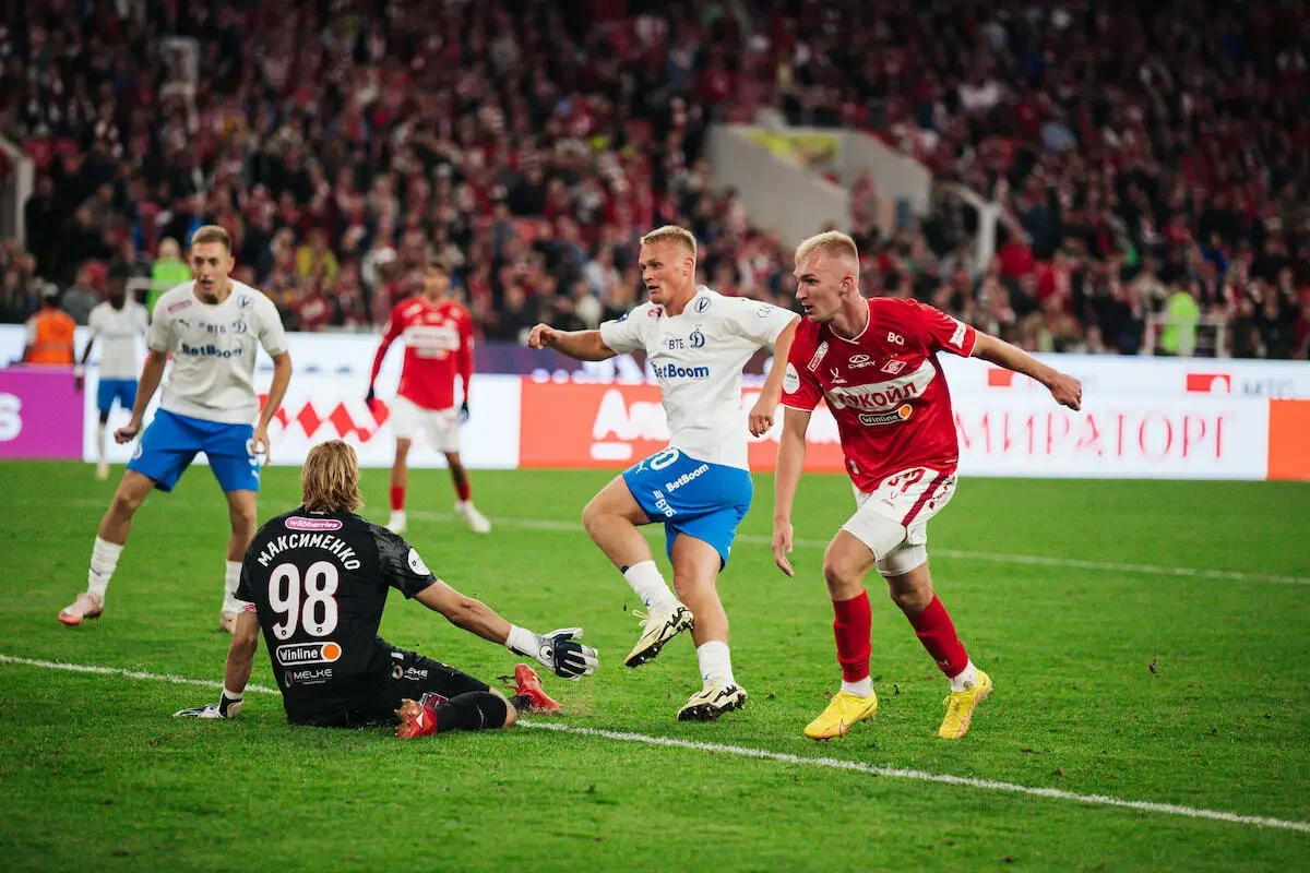 Колосков: Дерби «Спартака» и «Динамо» не стало украшением тура, сплошная суматоха и бестолковщина Колосков: Дерби «Спартака» и «Динамо» не стало украшением тура, сплошная суматоха и бестолковщина