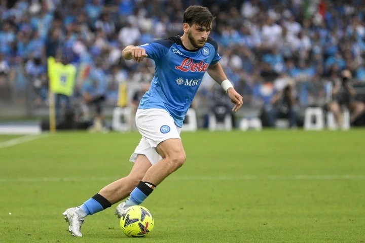 Хвича Кварацхелия может продолжить карьеру в ПСЖ Хвича Кварацхелия может продолжить карьеру в ПСЖ