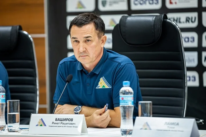 Гендиректор «Салавата» Ринат Баширов: «Известно, что для построения чемпионской команды необходимо шесть лет. Однако у нас нет этого времени»