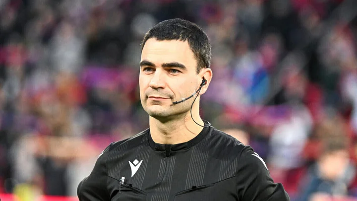 Шамиль Газизов: «Бобровский и Шафеев не должны судить. Они мешают футболу» Шамиль Газизов: «Бобровский и Шафеев не должны судить. Они мешают футболу»