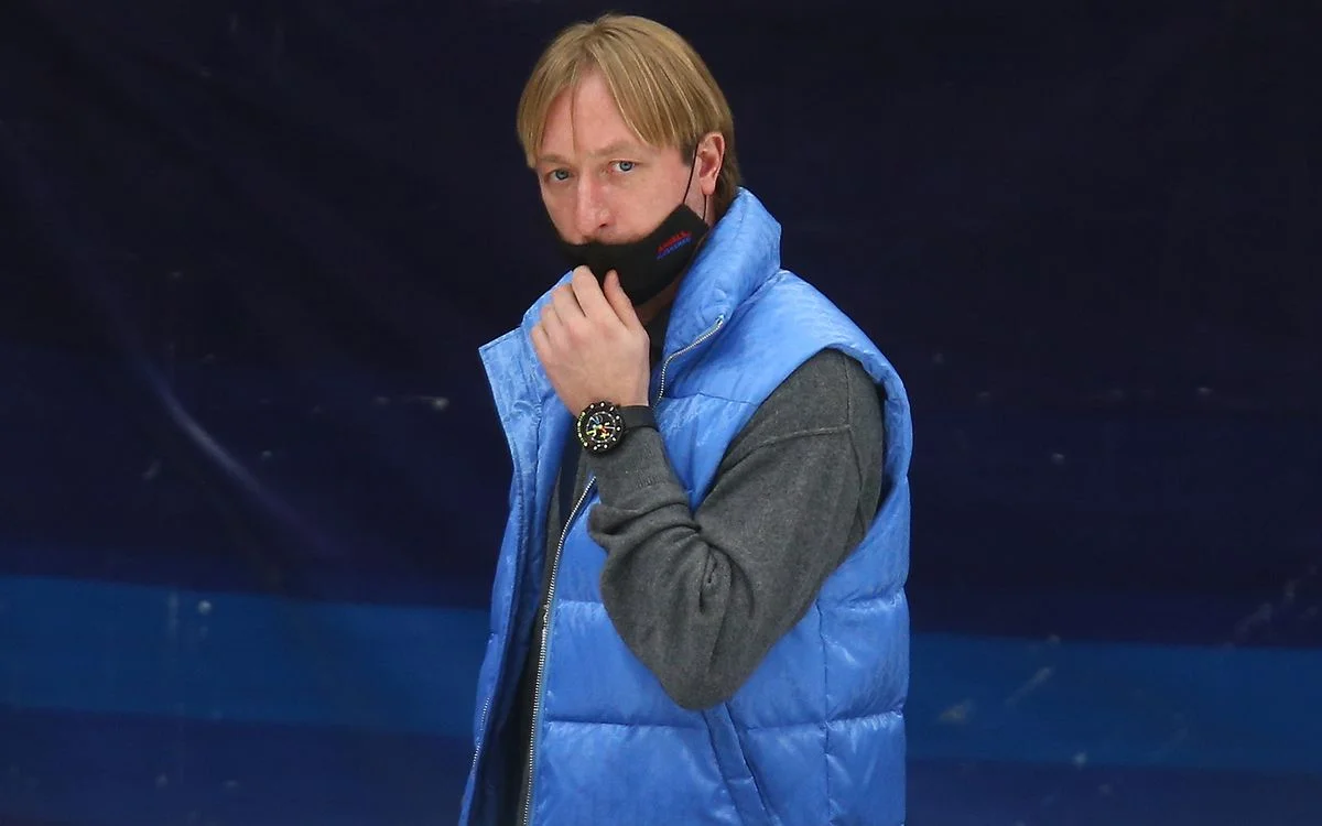 Плющенко отказался считать Валиеву победительницей короткой программы Плющенко отказался считать Валиеву победительницей короткой программы