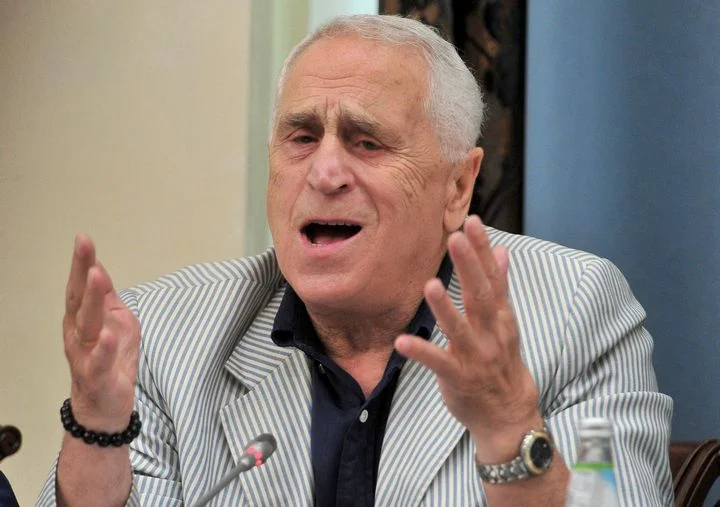 Анзор Кавазашвили: «Не думаю, что Дзюба пойдет в «Пари НН». Столько команд уже было названо за последний месяц… Куда уже только не переходил»