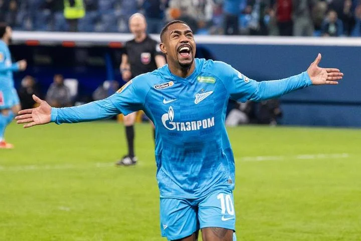 Малком после победы над «Факелом»: «Первый подобный гол в моей карьере, никогда не забивал своим… Мяч сам прилетел в то место моего тела, которым делают детей»