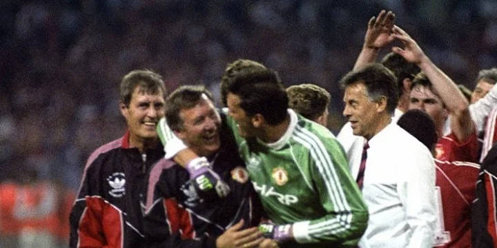 Хрустальная соломинка. «Манчестер Юнайтед»-1989/90 Хрустальная соломинка. «Манчестер Юнайтед»-1989/90