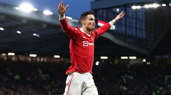 Криштиану Роналду рассказал, какую хочет надпись на надгробном камне