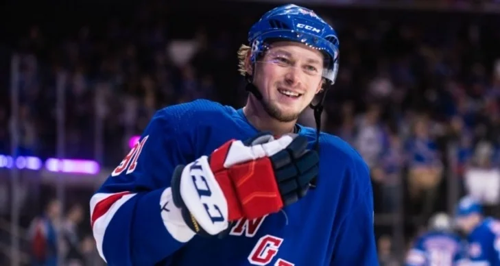 Тарасенко о тройке с Панариным и Зибанежадом: «Нам понравилось играть вместе» Тарасенко о тройке с Панариным и Зибанежадом: «Нам понравилось играть вместе»