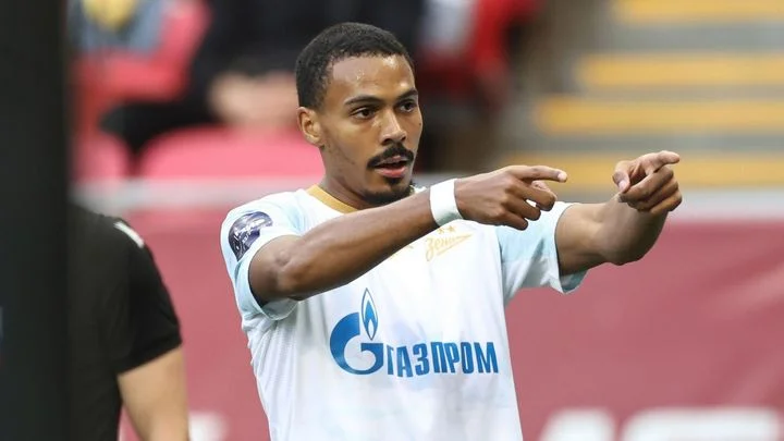 Ольга Смородская: «Локомотив» отдал Изидора в «Зенит», и там он забил в первом же матче, а сам «Локо» проигрывает «Оренбургу» Ольга Смородская: «Локомотив» отдал Изидора в «Зенит», и там он забил в первом же матче, а сам «Локо» проигрывает «Оренбургу»