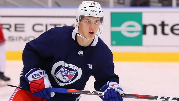 Леонид Вайсфельд: «Если Кравцов действительно очень хочет играть в НХЛ, то он не должен выставлять «Рейнджерс» ультиматумы. Что тебе говорят, то и делай!»