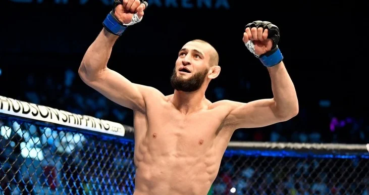 Бой Уиттакера и Чимаева возглавит турнир UFC 22 июня Бой Уиттакера и Чимаева возглавит турнир UFC 22 июня