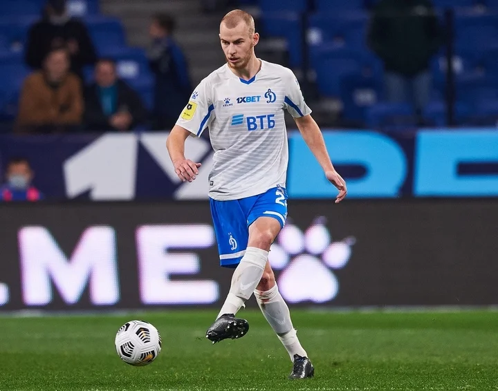 Экс-защитник «Динамо» Роман Евгеньев перешел в «Крылья Советов» Экс-защитник «Динамо» Роман Евгеньев перешел в «Крылья Советов»