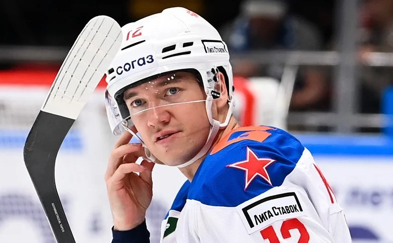 Защитник СКА Камалов – об удалении Зыкова: Много есть, что сказать по поводу судейства Защитник СКА Камалов – об удалении Зыкова: Много есть, что сказать по поводу судейства