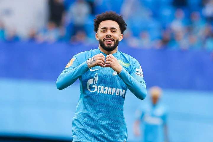 «Палмейрас» отказался покупать Клаудиньо у «Зенита» за 20 млн евро «Палмейрас» отказался покупать Клаудиньо у «Зенита» за 20 млн евро