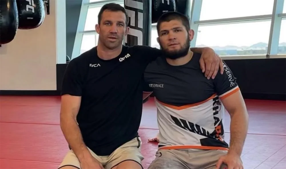 Рокхолд о спарринге с Хабибом: «Возил меня два раунда подряд. Выбраться было просто невозможно» Рокхолд о спарринге с Хабибом: «Возил меня два раунда подряд. Выбраться было просто невозможно»