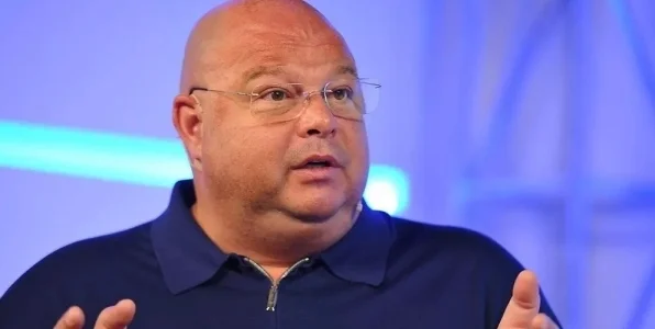 Червиченко: «Если судьи не помогут «Зениту», то будут поддушивать конкурентов» Червиченко: «Если судьи не помогут «Зениту», то будут поддушивать конкурентов»