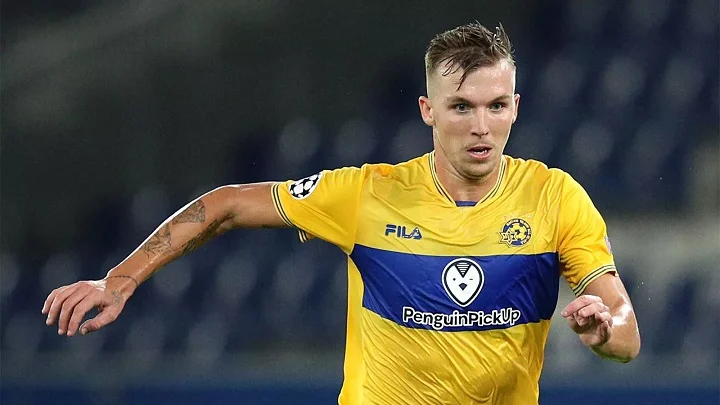 «Динамо» купит опорника сборной Израиля «Динамо» купит опорника сборной Израиля