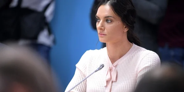 Юрист Бушманов: Исинбаевой могут ограничить выезд за границу РФ из-за неуплаты налогов Юрист Бушманов: Исинбаевой могут ограничить выезд за границу РФ из-за неуплаты налогов