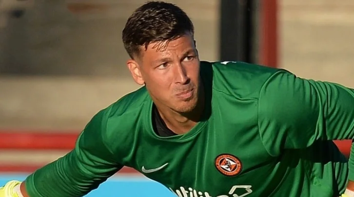 МЮ интересуется голкипером «Данди Юнайтед» Зигристом