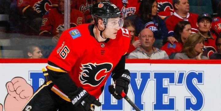 «Калгари» и «Эдмонтон» установили рекорд лиги по заброшенным шайбам «Калгари» и «Эдмонтон» установили рекорд лиги по заброшенным шайбам