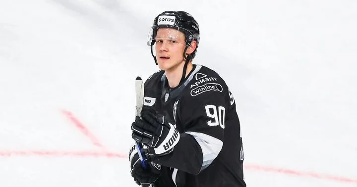 Никита Сошников продолжит карьеру в «Адмирале» Никита Сошников продолжит карьеру в «Адмирале»