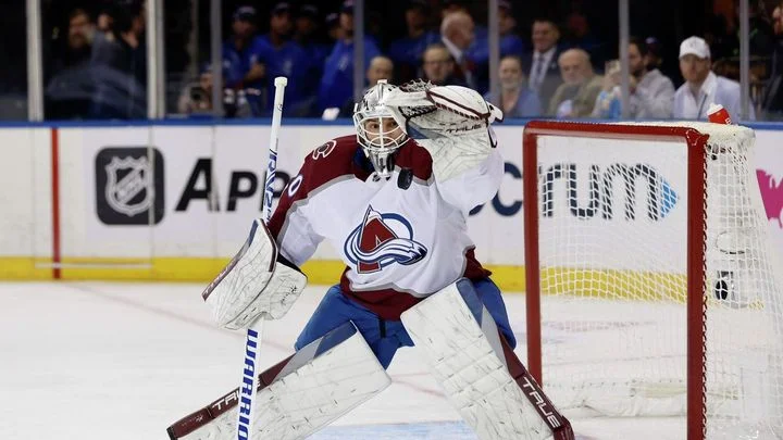 Тренер «Колорадо» Джаред Беднар о 5:2 с «Виннипегом»: «Георгиев дал нам шанс на победу» Тренер «Колорадо» Джаред Беднар о 5:2 с «Виннипегом»: «Георгиев дал нам шанс на победу»