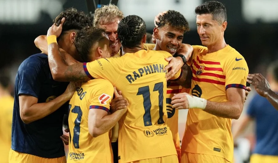 «Барселона» хочет подписать правого защитника зимой «Барселона» хочет подписать правого защитника зимой