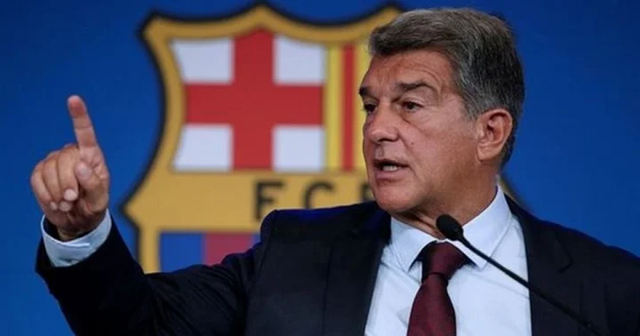 Лапорта об этом сезоне: «Не должны сдаваться, но выиграть Ла Лигу будет сложно» Лапорта об этом сезоне: «Не должны сдаваться, но выиграть Ла Лигу будет сложно»