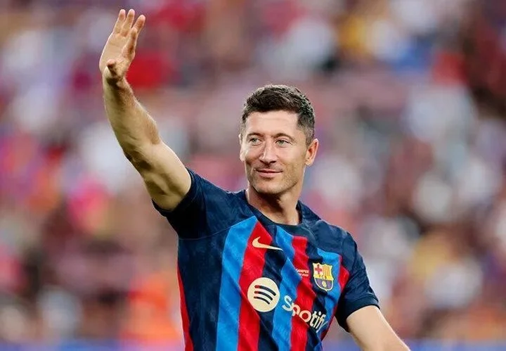 Роберт Левандовски: «Я не думаю о Саудовской Аравии. До пандемии у меня в голове плотно сидела мысль об МЛС, но я передумал» Роберт Левандовски: «Я не думаю о Саудовской Аравии. До пандемии у меня в голове плотно сидела мысль об МЛС, но я передумал»