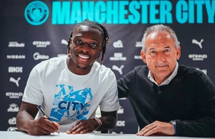 Жереми Доку перешел в «Манчестер Сити» из «Ренна» Жереми Доку перешел в «Манчестер Сити» из «Ренна»