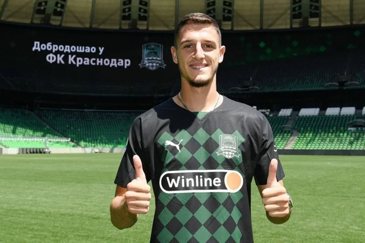 Экс-тренер Михайло Баняца: «Я убежден, что «Краснодар» сделал очень хороший выбор. Если он почувствует доверие, то станет по-настоящему важным игроком для клуба» Экс-тренер Михайло Баняца: «Я убежден, что «Краснодар» сделал очень хороший выбор. Если он почувствует доверие, то станет по-настоящему важным игроком для клуба»