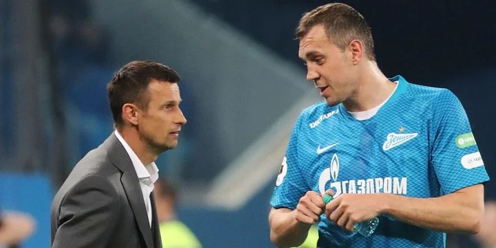 Дзюба не хочет переходить в «Црвену Звезду» Дзюба не хочет переходить в «Црвену Звезду»