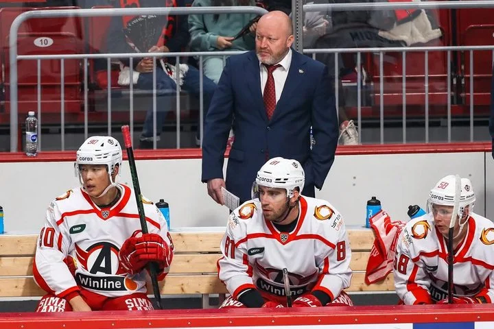 Николай Заварухин о 2:1 с «Сочи»: «Перебросали соперника, но надо было хитрее действовать» Николай Заварухин о 2:1 с «Сочи»: «Перебросали соперника, но надо было хитрее действовать»