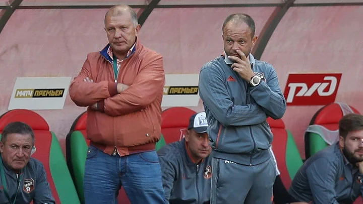 Дмитрий Парфенов о президенте «Урала»: «Он напрямую сказал: «Буду бухтеть, ругаться, не обращай на меня внимания, делай то, что считаешь нужным» Дмитрий Парфенов о президенте «Урала»: «Он напрямую сказал: «Буду бухтеть, ругаться, не обращай на меня внимания, делай то, что считаешь нужным»