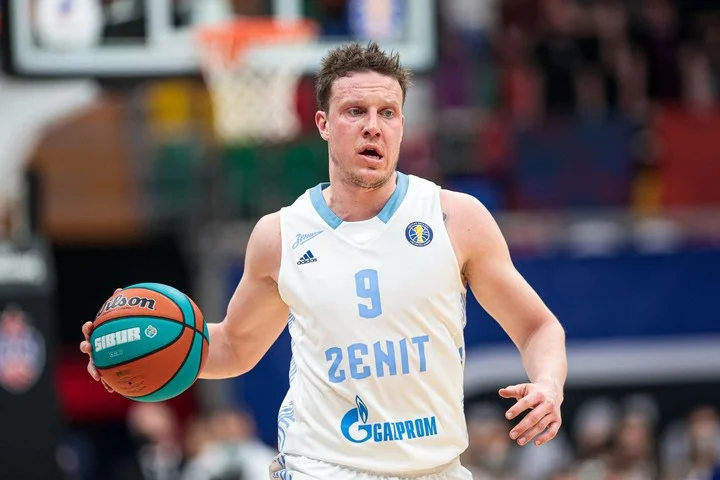 Дмитрий Кулагин: «Все игроки УНИКСа нам хорошо знакомы, мы подобрали определенную стратегию под каждого» Дмитрий Кулагин: «Все игроки УНИКСа нам хорошо знакомы, мы подобрали определенную стратегию под каждого»