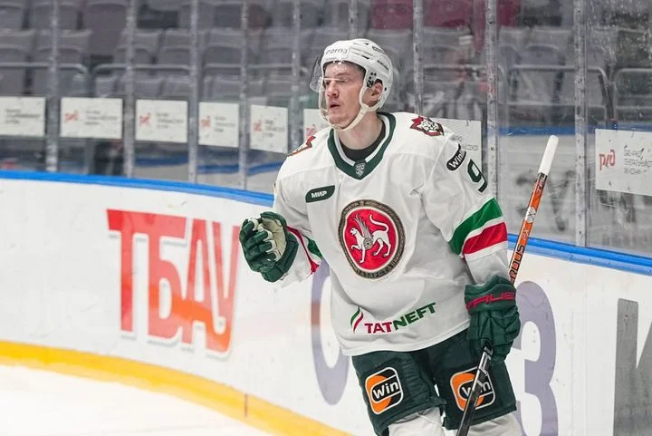 Дмитрий Кагарлицкий после победы над «Сочи»: «Получилась невразумительная игра, должны были решать исход матча в основное время» Дмитрий Кагарлицкий после победы над «Сочи»: «Получилась невразумительная игра, должны были решать исход матча в основное время»