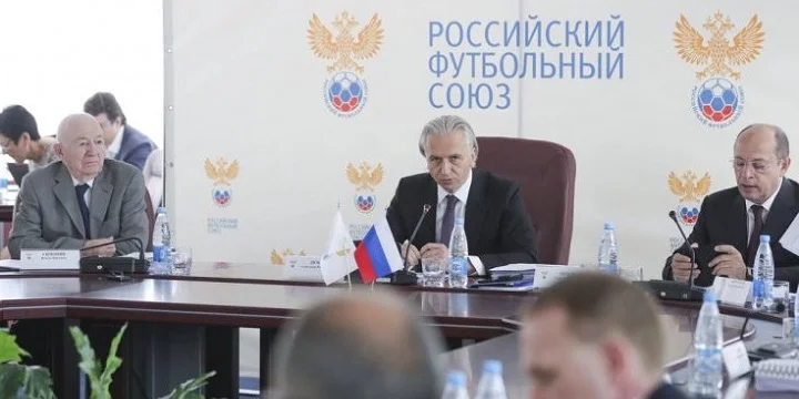 Новому лимиту - да, расширению РПЛ – нет! Итоги исполкома РФС