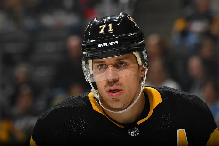 Адам Ружичка: «Малкин очень-очень недооцененный игрок, который всегда был очень хорошим хоккеистом» Адам Ружичка: «Малкин очень-очень недооцененный игрок, который всегда был очень хорошим хоккеистом»